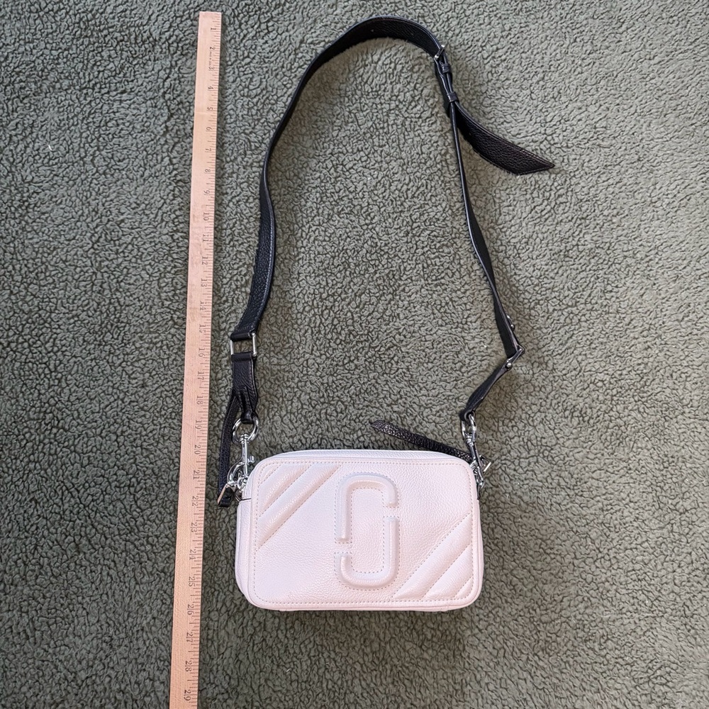 Marc Jacobs Ivory Crossbody Bag - Picture 11 of 12